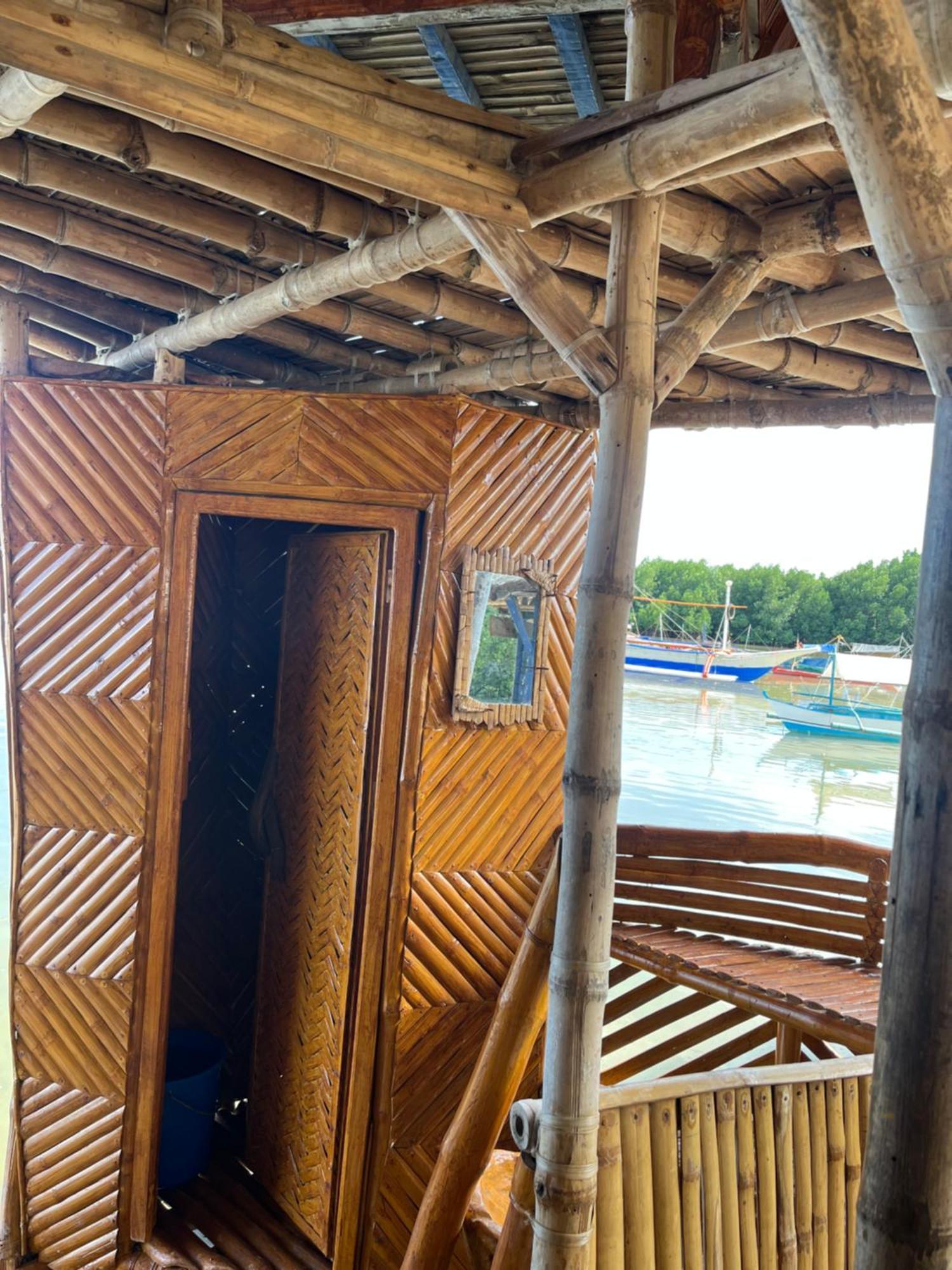 Bamboo Nest Beachfront Puerto Princesa Ngoại thất bức ảnh