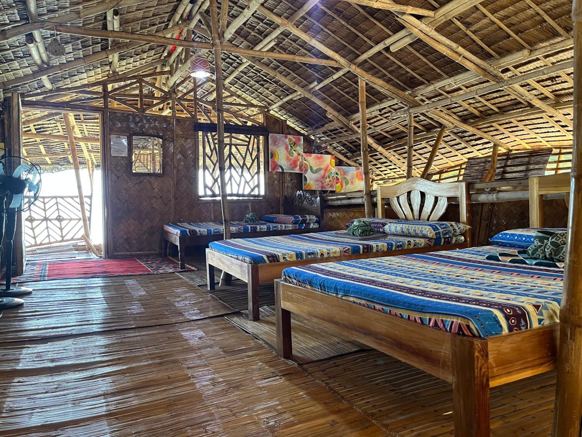 Bamboo Nest Beachfront Puerto Princesa Ngoại thất bức ảnh