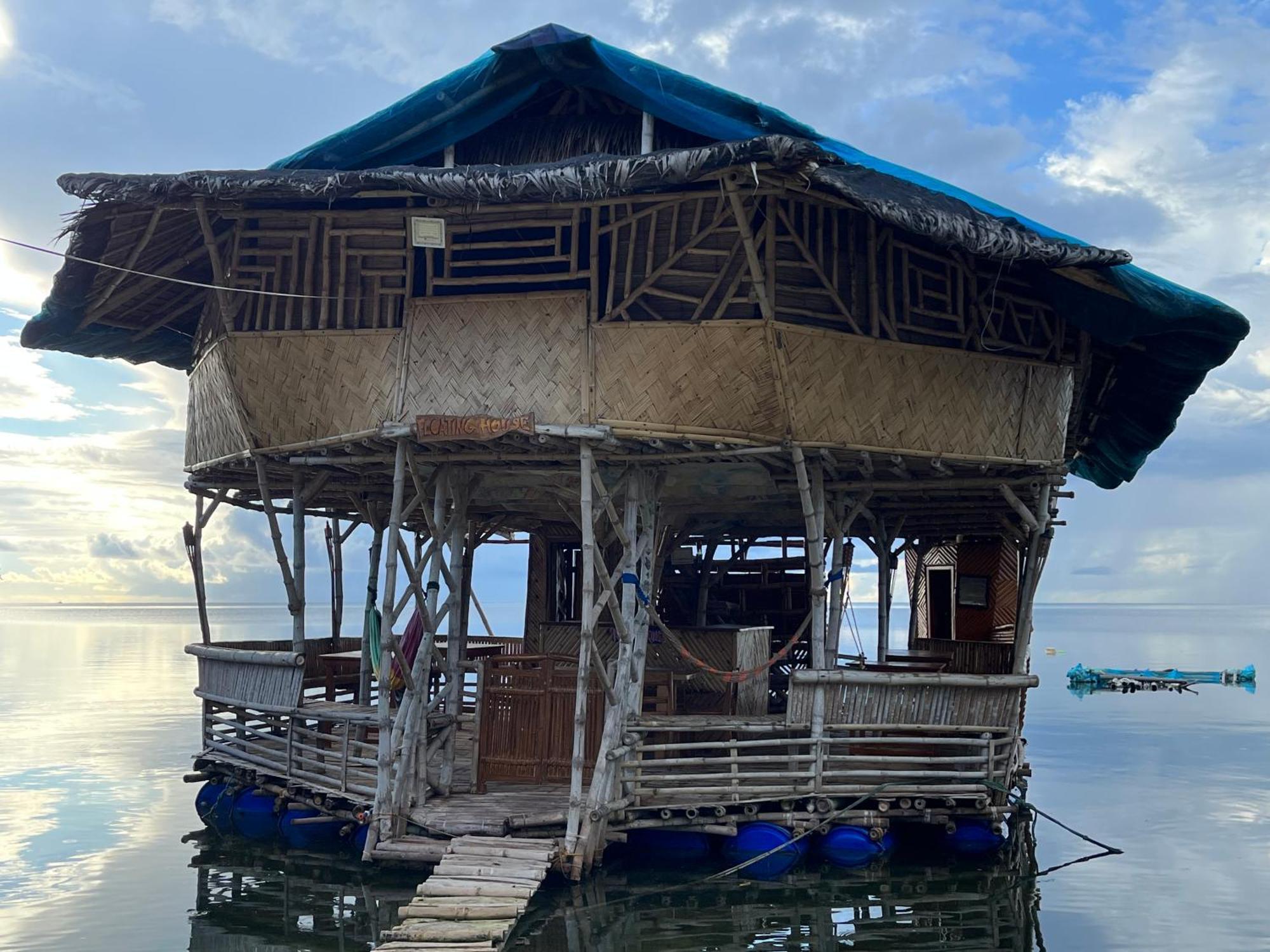 Bamboo Nest Beachfront Puerto Princesa Ngoại thất bức ảnh