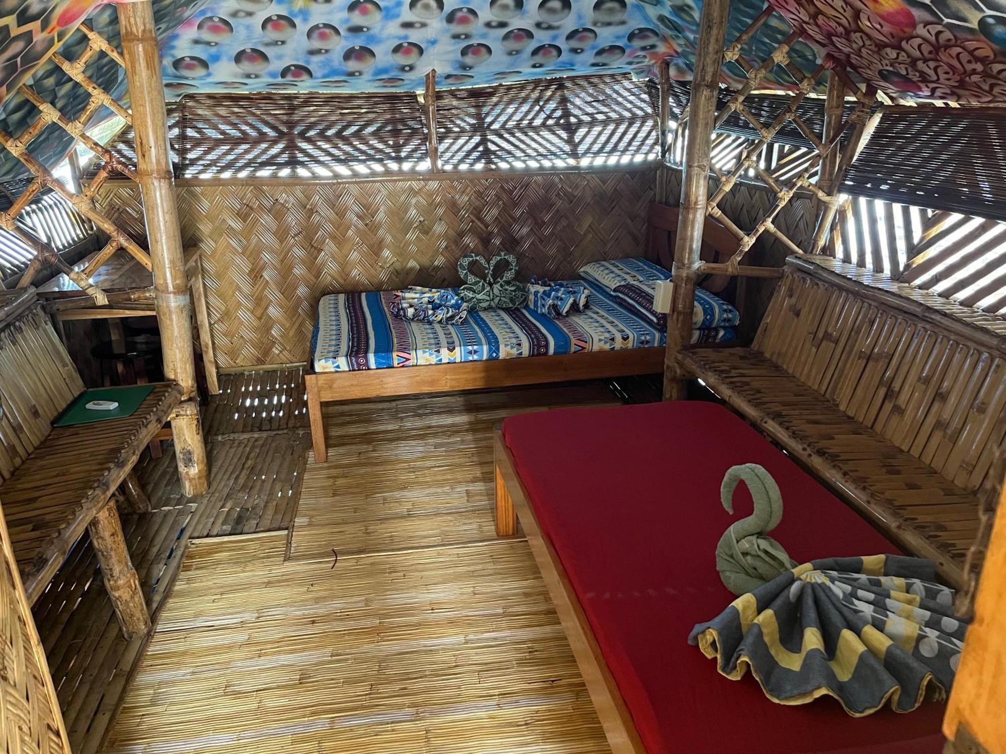 Bamboo Nest Beachfront Puerto Princesa Ngoại thất bức ảnh