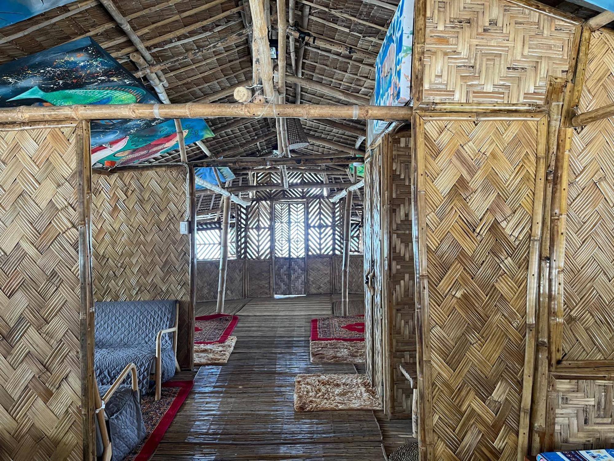 Bamboo Nest Beachfront Puerto Princesa Ngoại thất bức ảnh