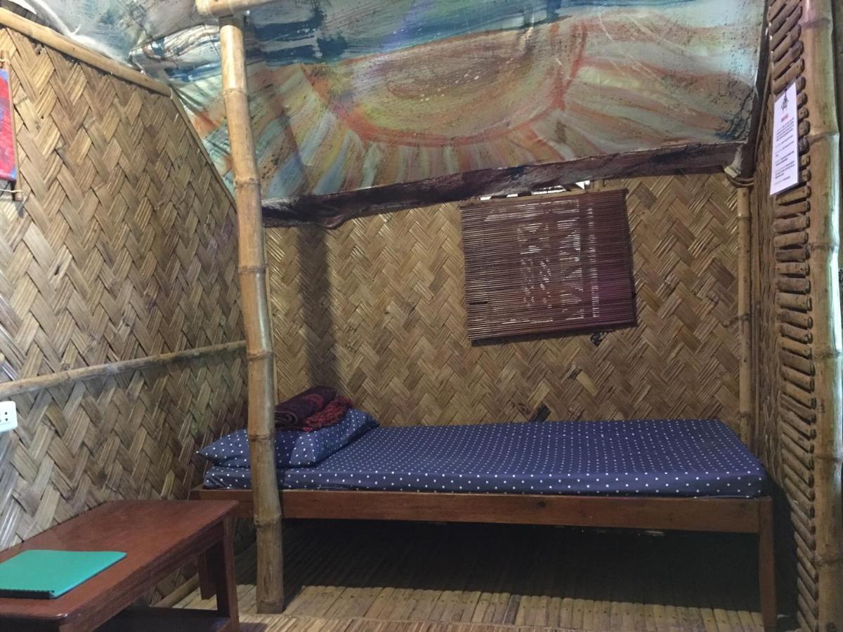 Bamboo Nest Beachfront Puerto Princesa Ngoại thất bức ảnh