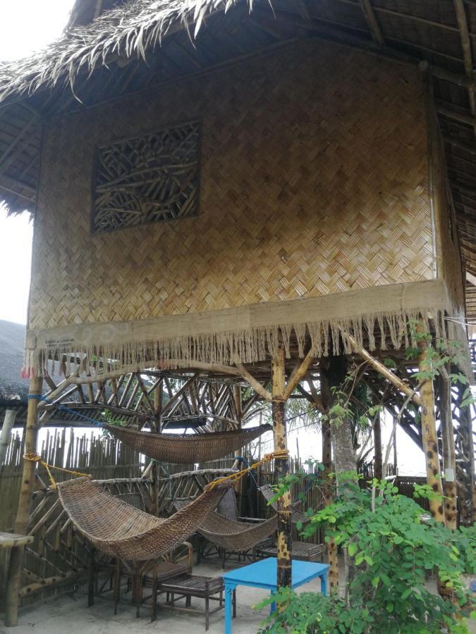 Bamboo Nest Beachfront Puerto Princesa Ngoại thất bức ảnh